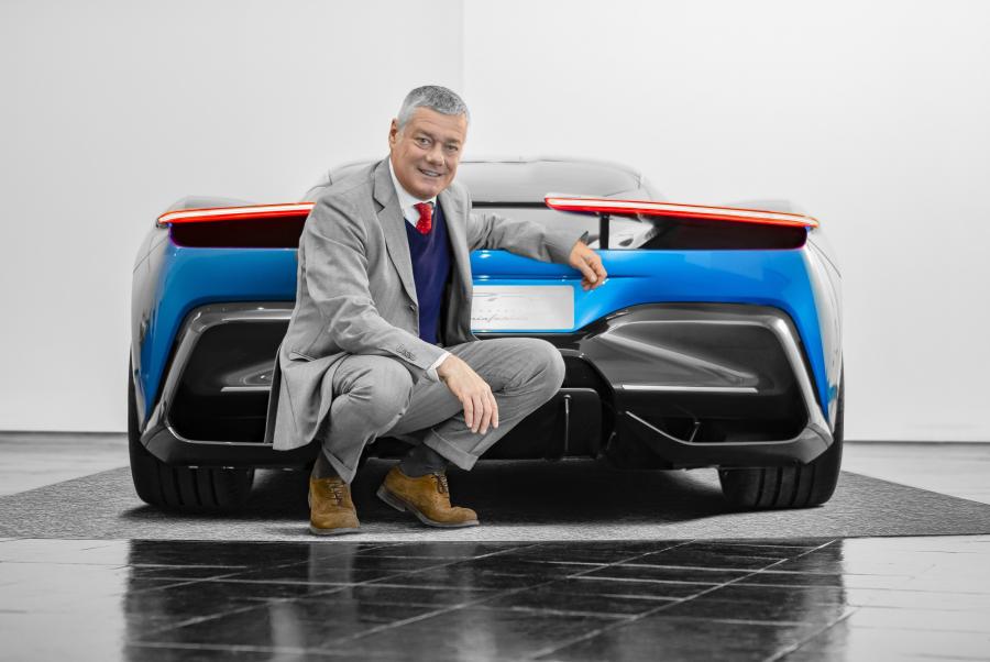  Pininfarina Battista Iconica 2019 года  (фото 12 из 25)